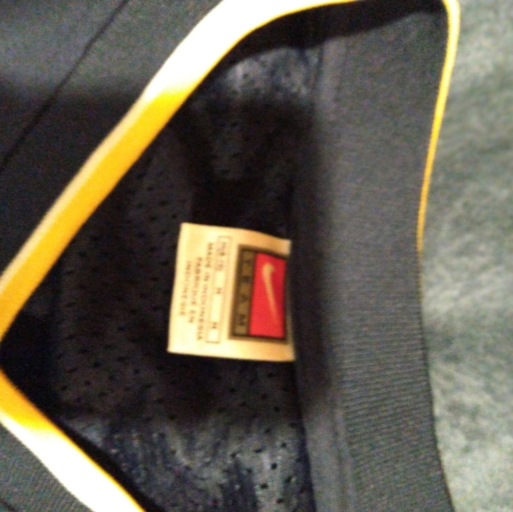 Pullover jacket - Picture 2 of 4